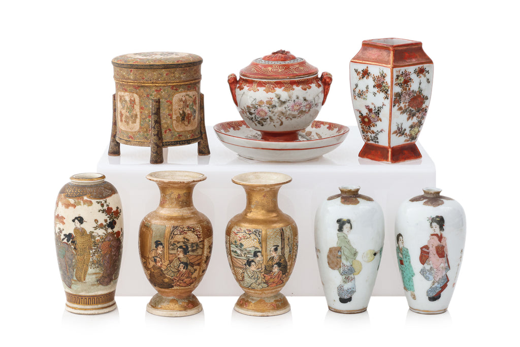 A GROUP OF MINIATURE JAPANESE CERAMICS