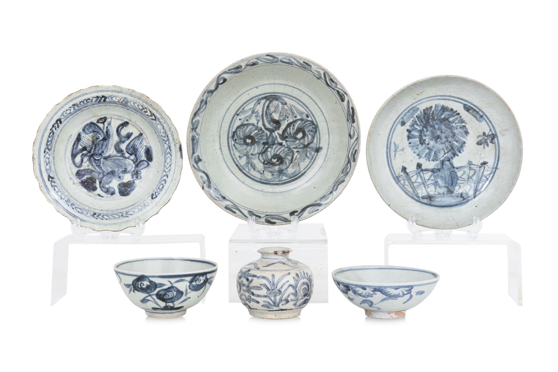 A GROUP OF SIX BLUE AND WHITE WARES