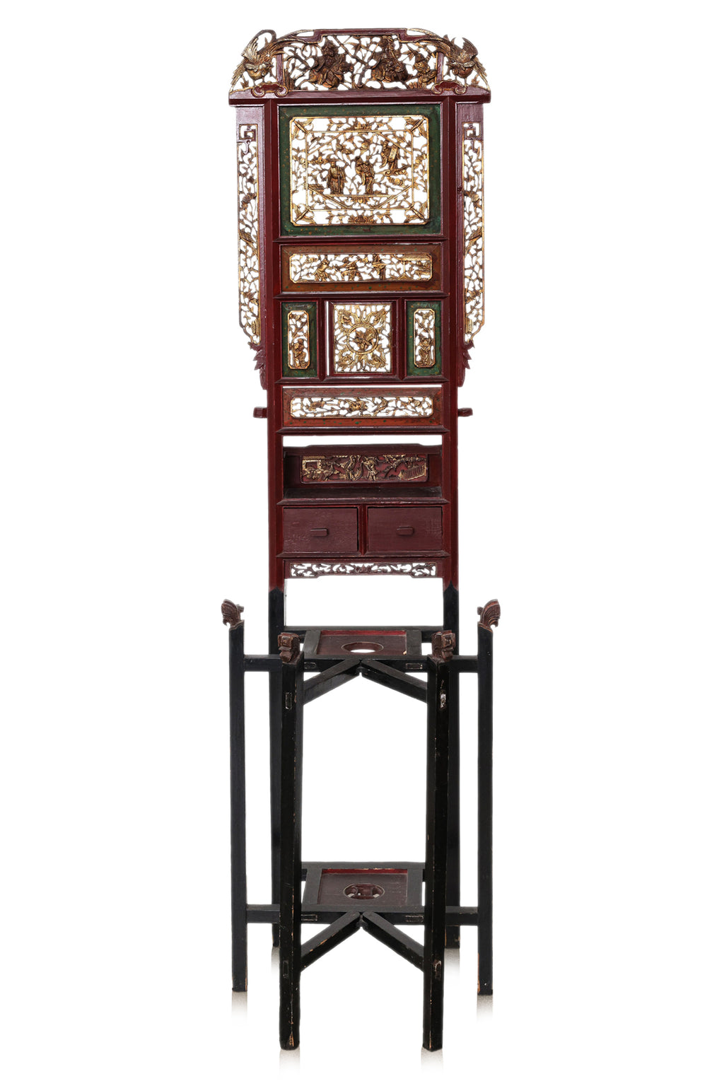 A GILT AND LACQUERED WASH STAND
