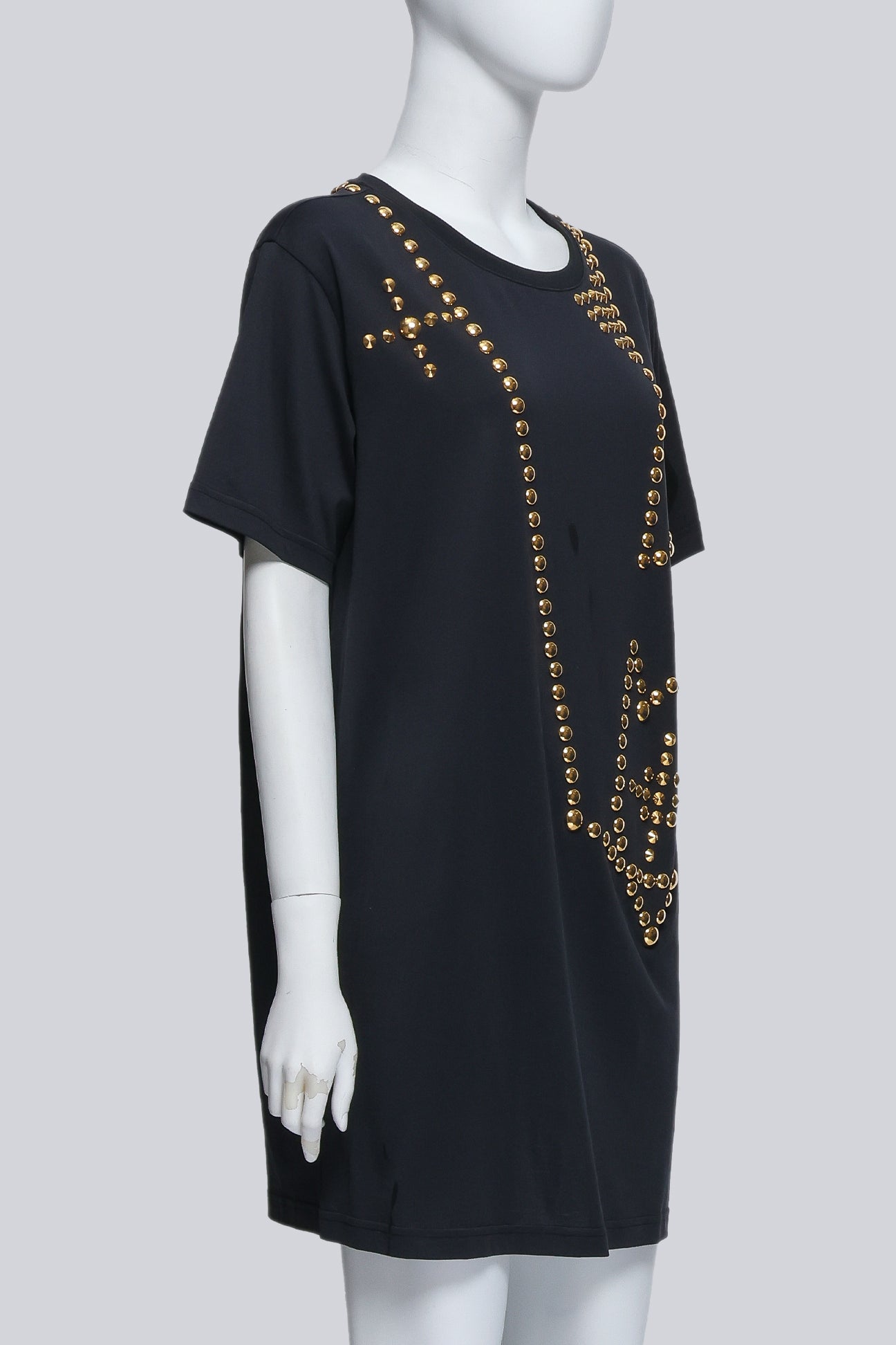 GIVENCHY - A COPPER STUDDED BLACK T-SHIRT