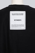 VETEMENTS - A WINTER 2019 BLACK 'INSIDE OUT' T-SHIRT