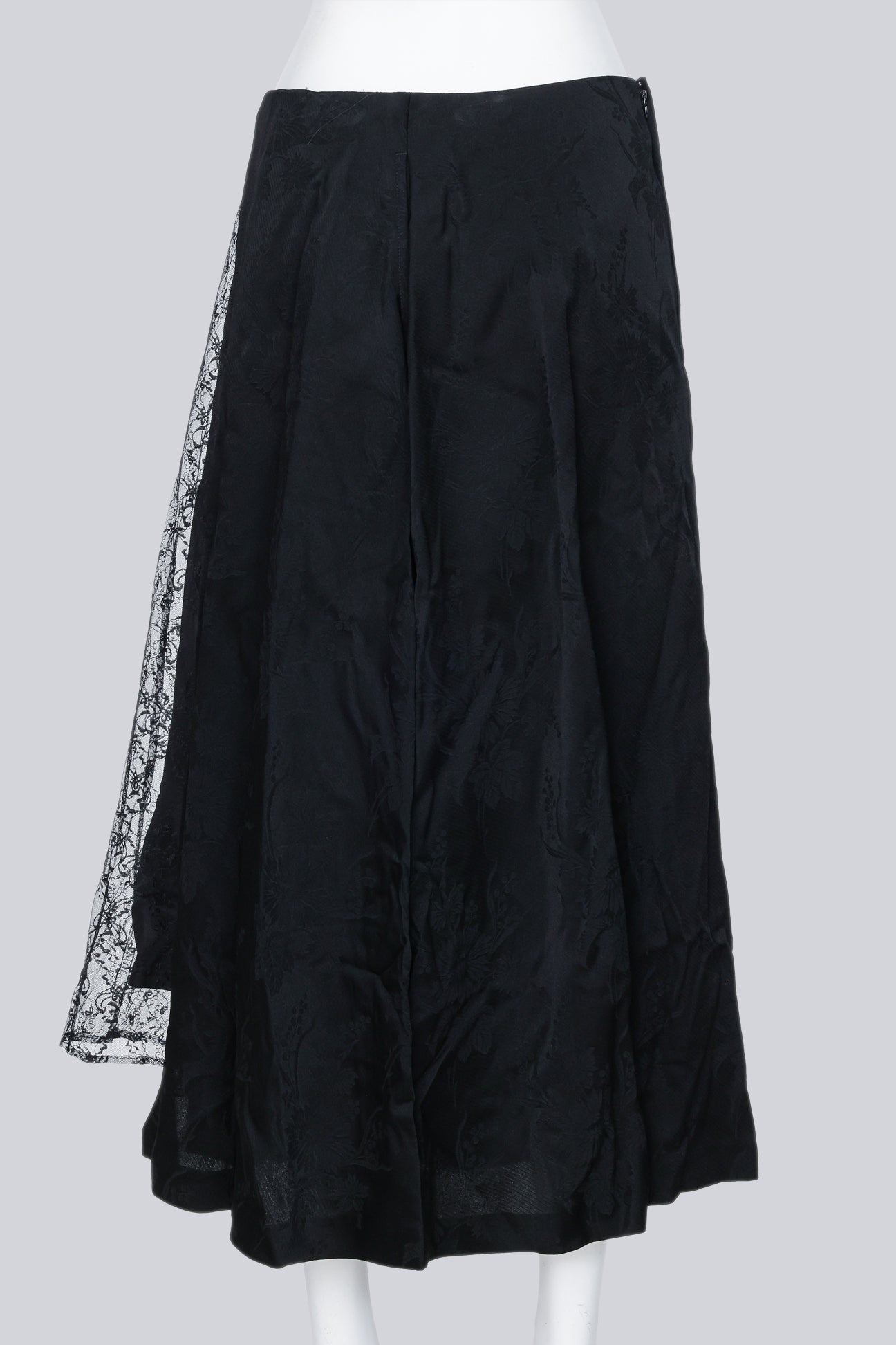 KEI NINOMIYA - A BLACK FLORAL SKIRT