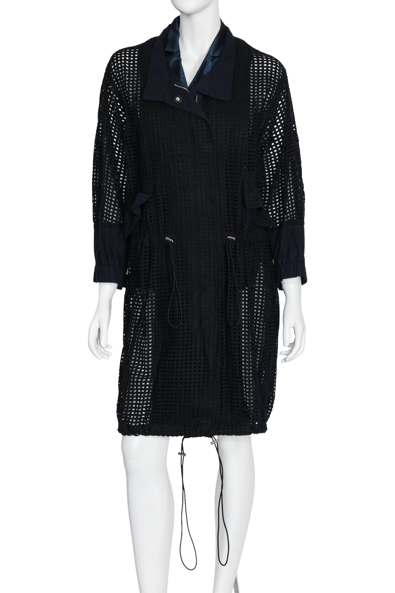 3.1 PHILLIP LIM - A BLACK COAT WITH BLUE STRIPED INNER LAYER