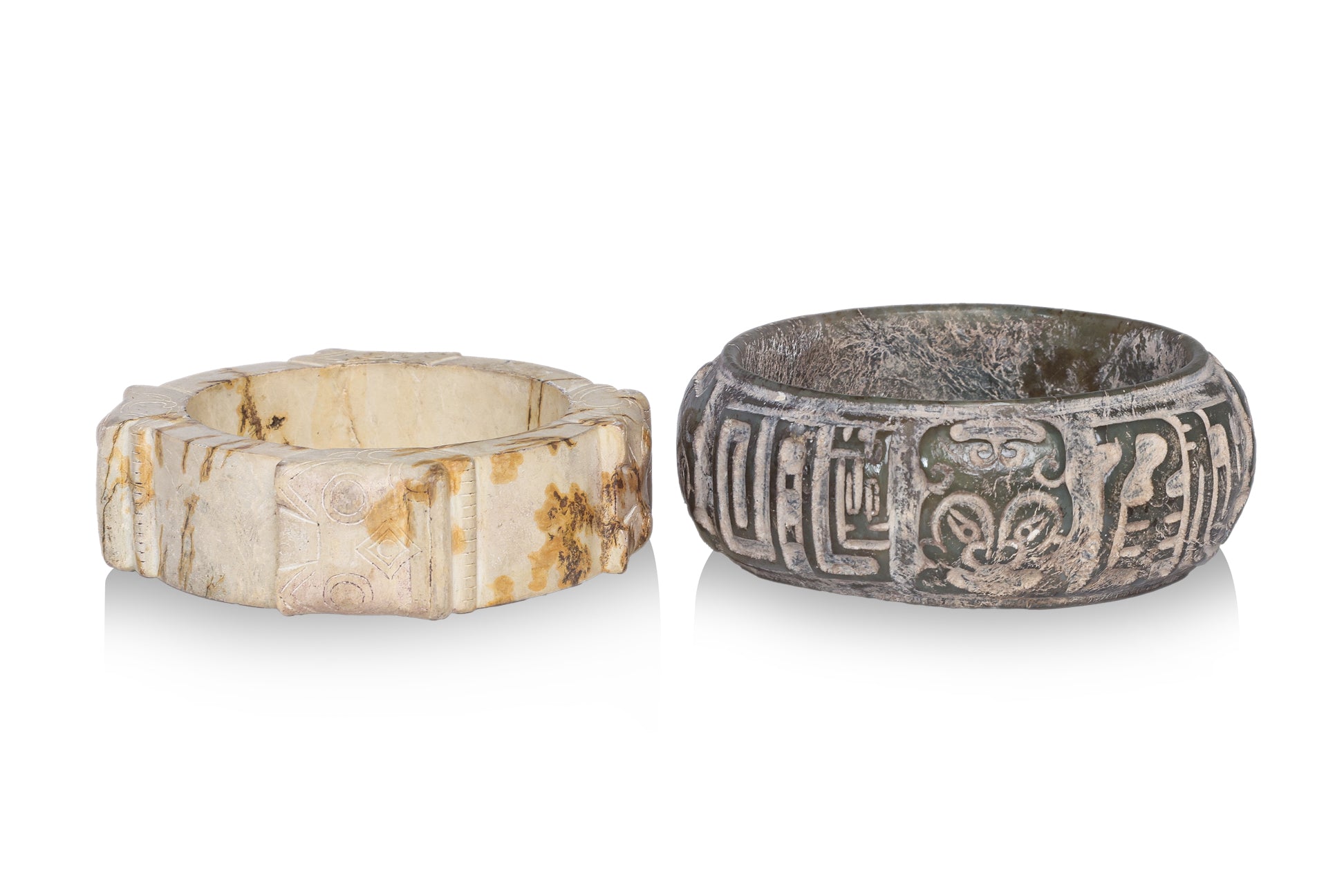 AN ARCHAISTIC JADE BANGLE AND CONG