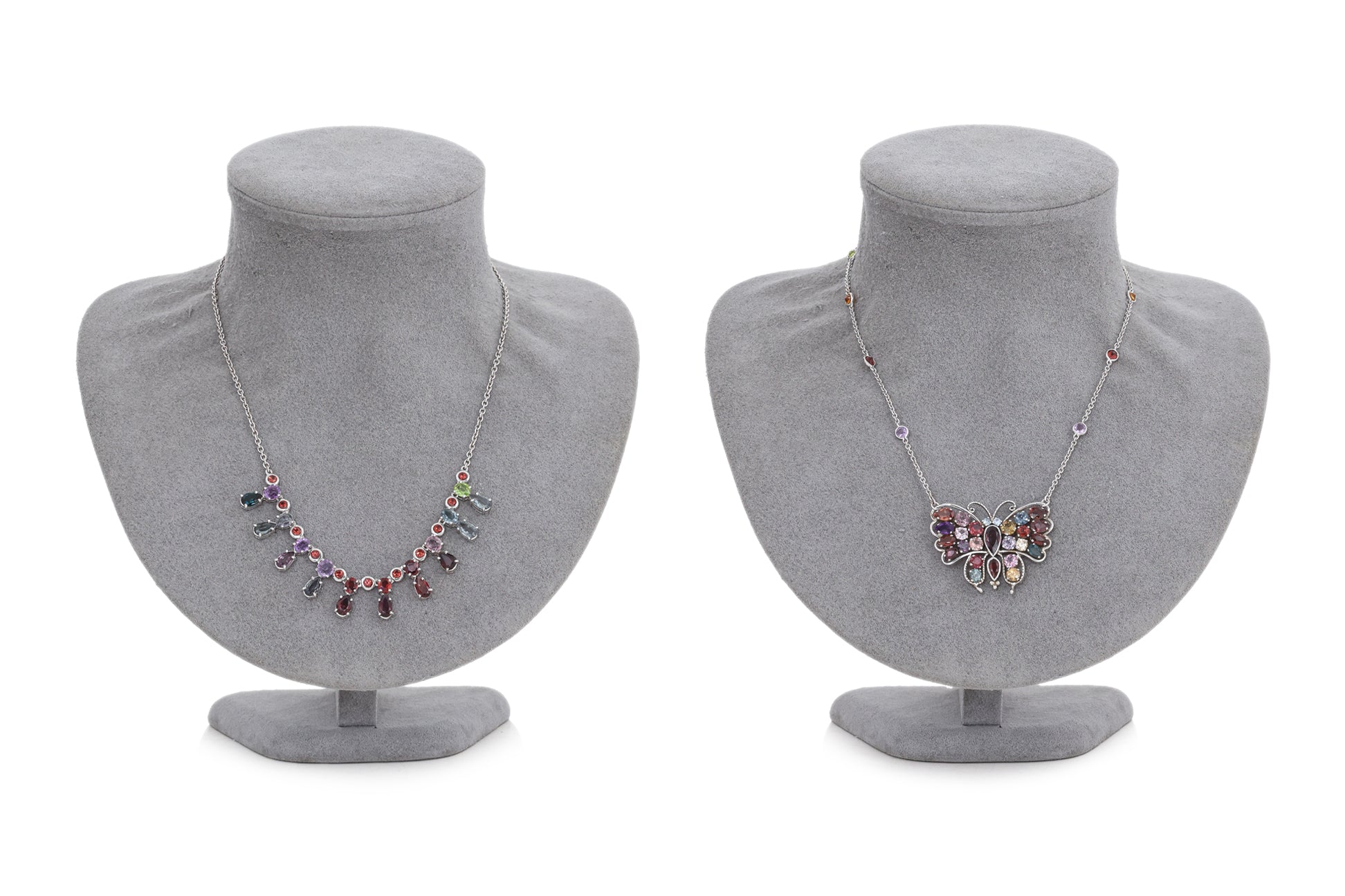 A GROUP OF SEMI-PRECIOUS STONE SET JEWELLERY