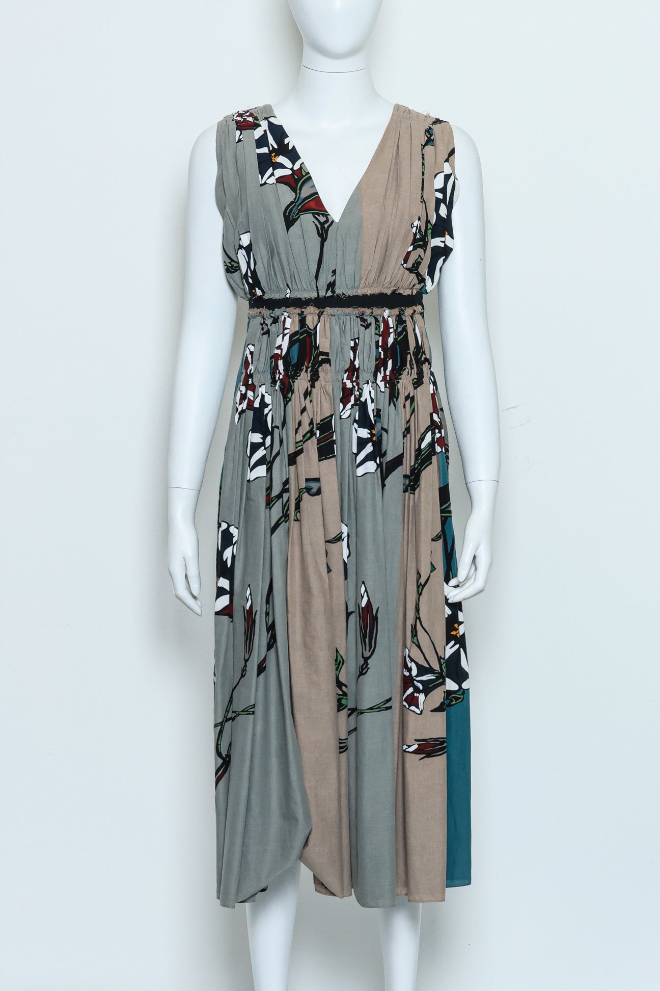 MARNI - A SLEEVELESS FLORAL PRINT DRESS