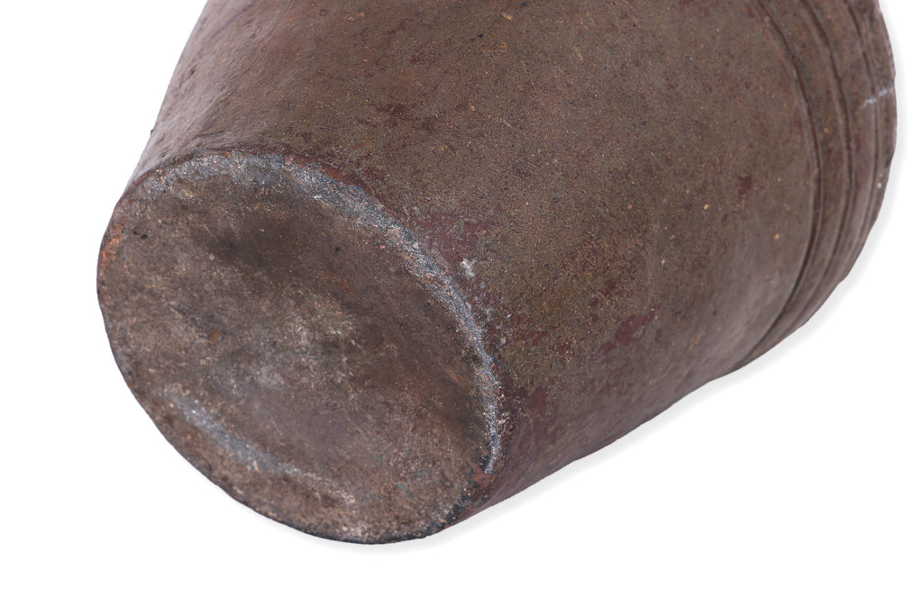 A LARGE SOUTHEAST ASIAN POTTERY JAR