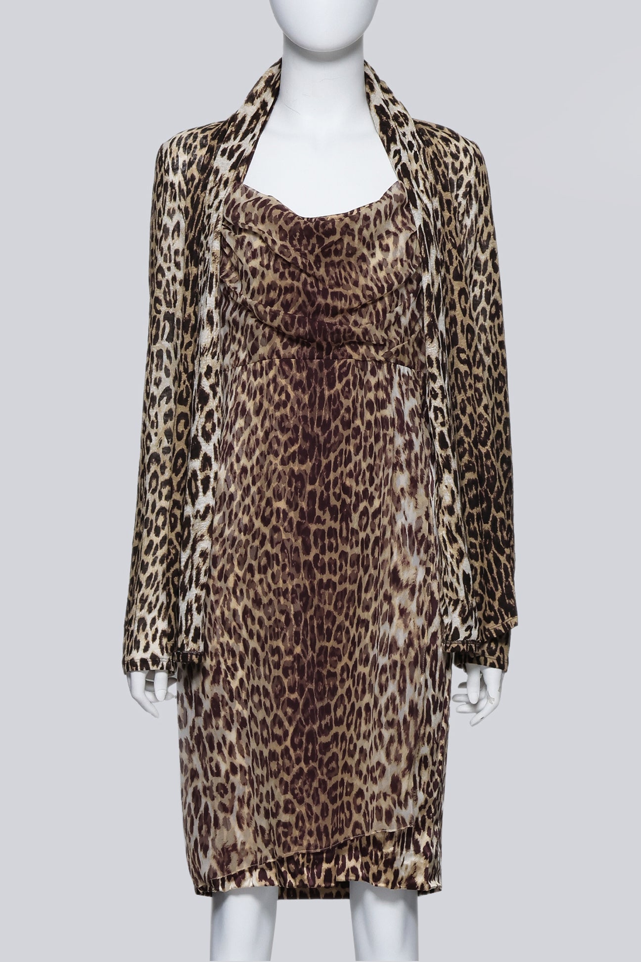 ELIE TAHARI - A LEOPARD PRINT DRESS AND CARDIGAN ENSEMBLE