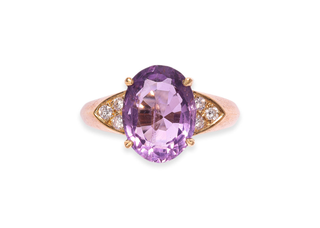AN AMETHYST AND DIAMOND RING