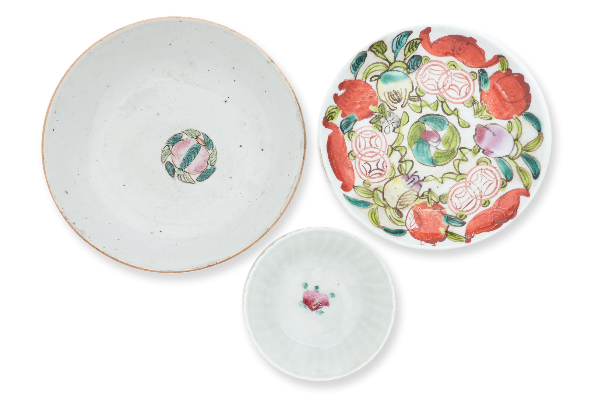 A GROUP OF ELEVEN FAMILLE ROSE PORCELAIN WARES