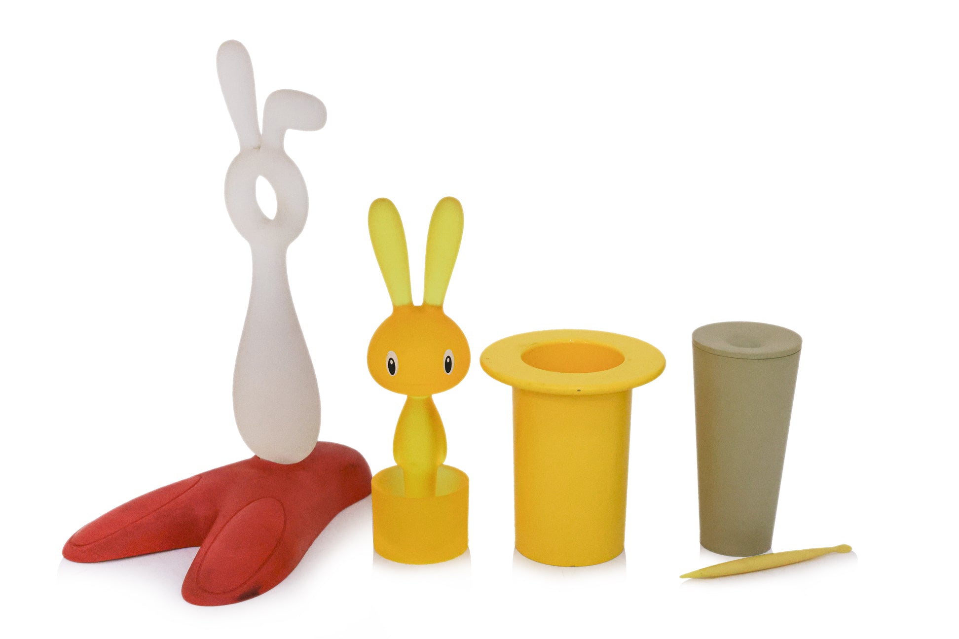 A GROUP OF FOUR ALESSI HOMEWARES PLUS A ROBIN DOOR STOP