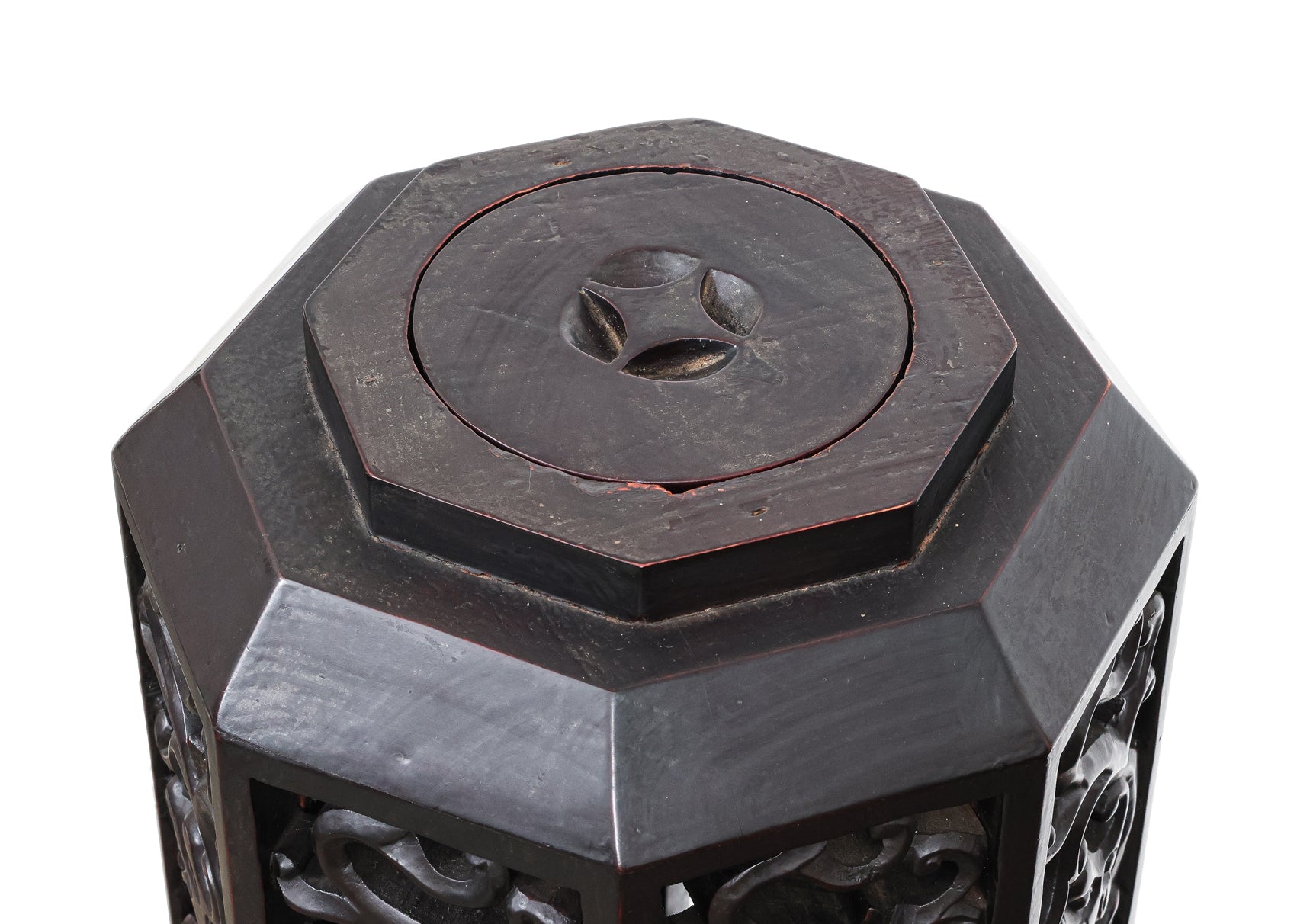 A PAIR OF BLACK LACQUER WOOD LANTERNS