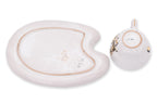 A SET OF FOUR ITALIAN CERAMIC CUPS AND SAUCERS