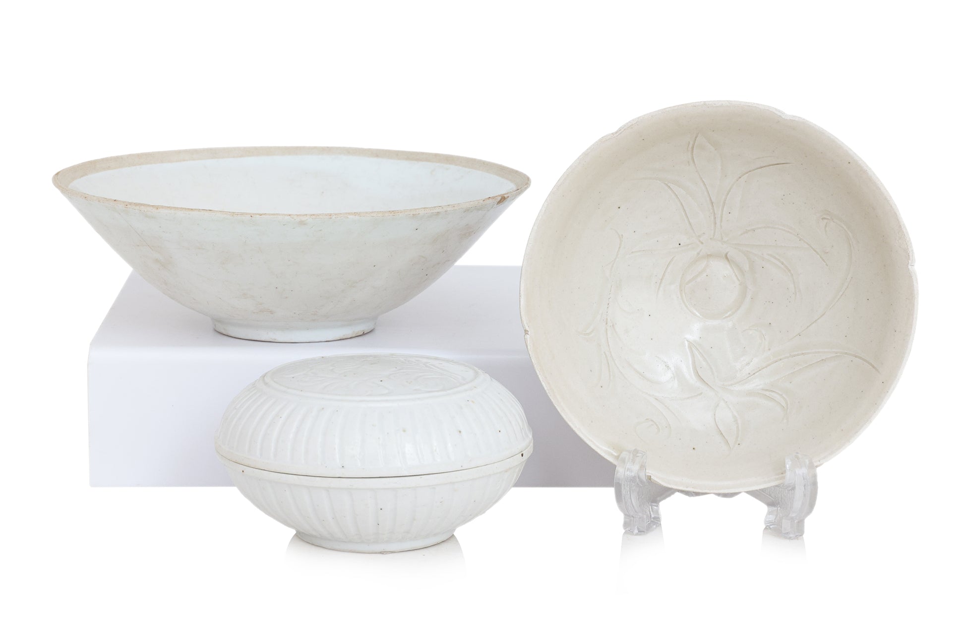 A GROUP OF THREE SONG-TYPE WARES