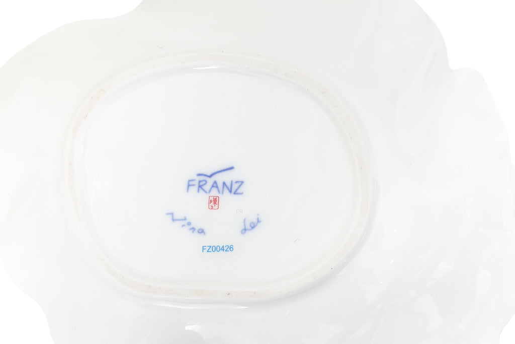 A GROUP OF FOUR FRANZ PORCELAIN ITEMS