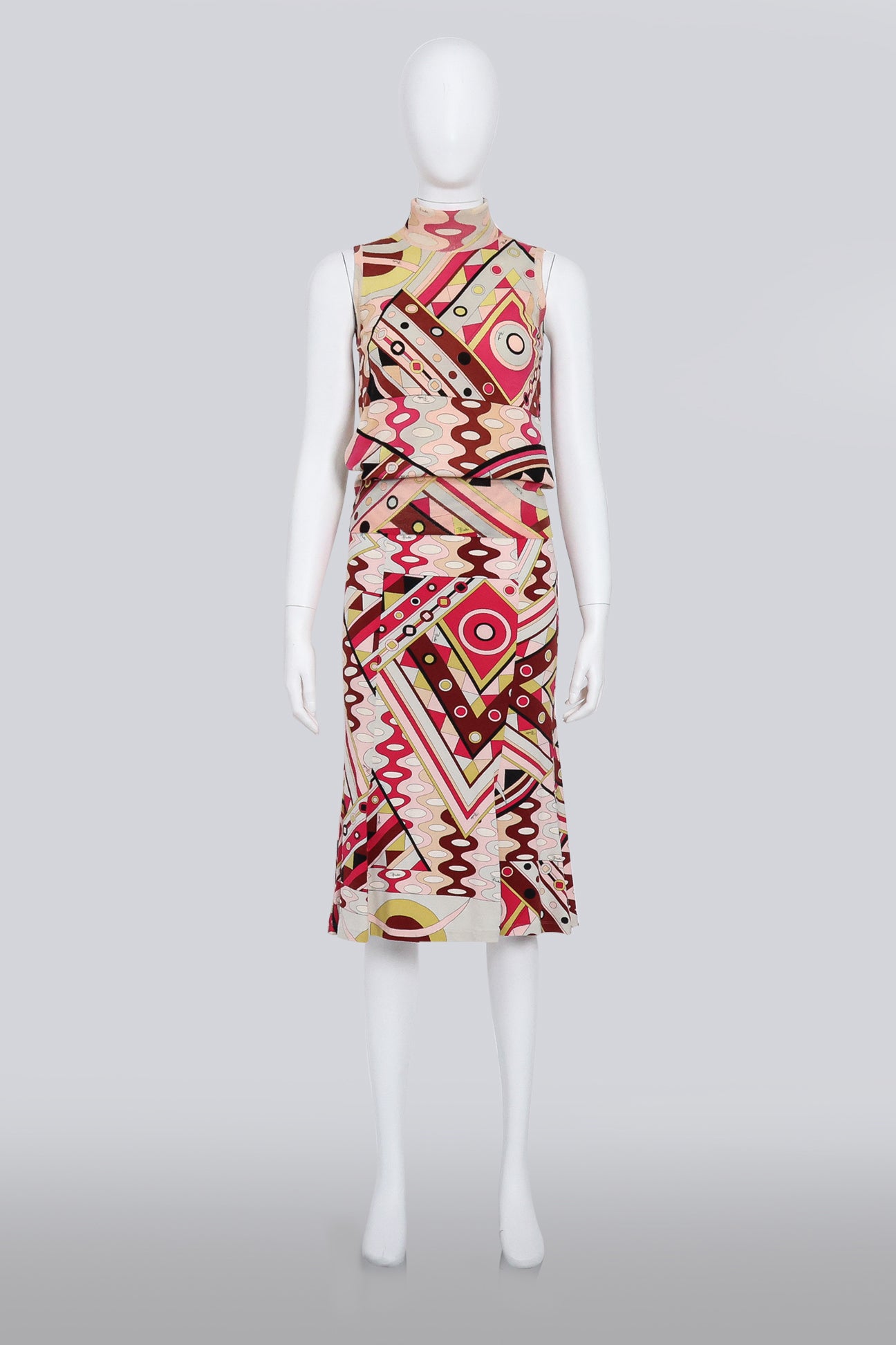 EMILIO PUCCI - A "VIVARA" PRINT SET