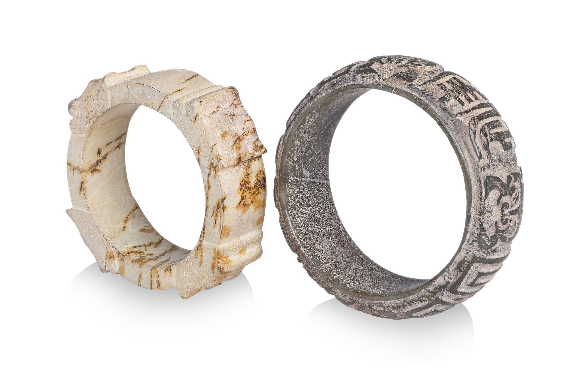 AN ARCHAISTIC JADE BANGLE AND CONG