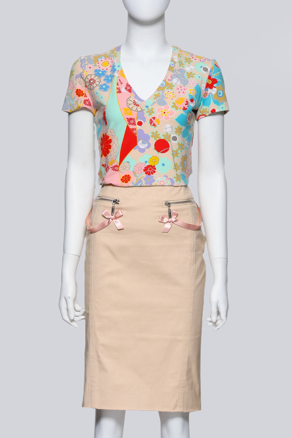 JOHN GALLIANO - A FLORAL SHIRT AND BEIGE SKIRT ENSEMBLE