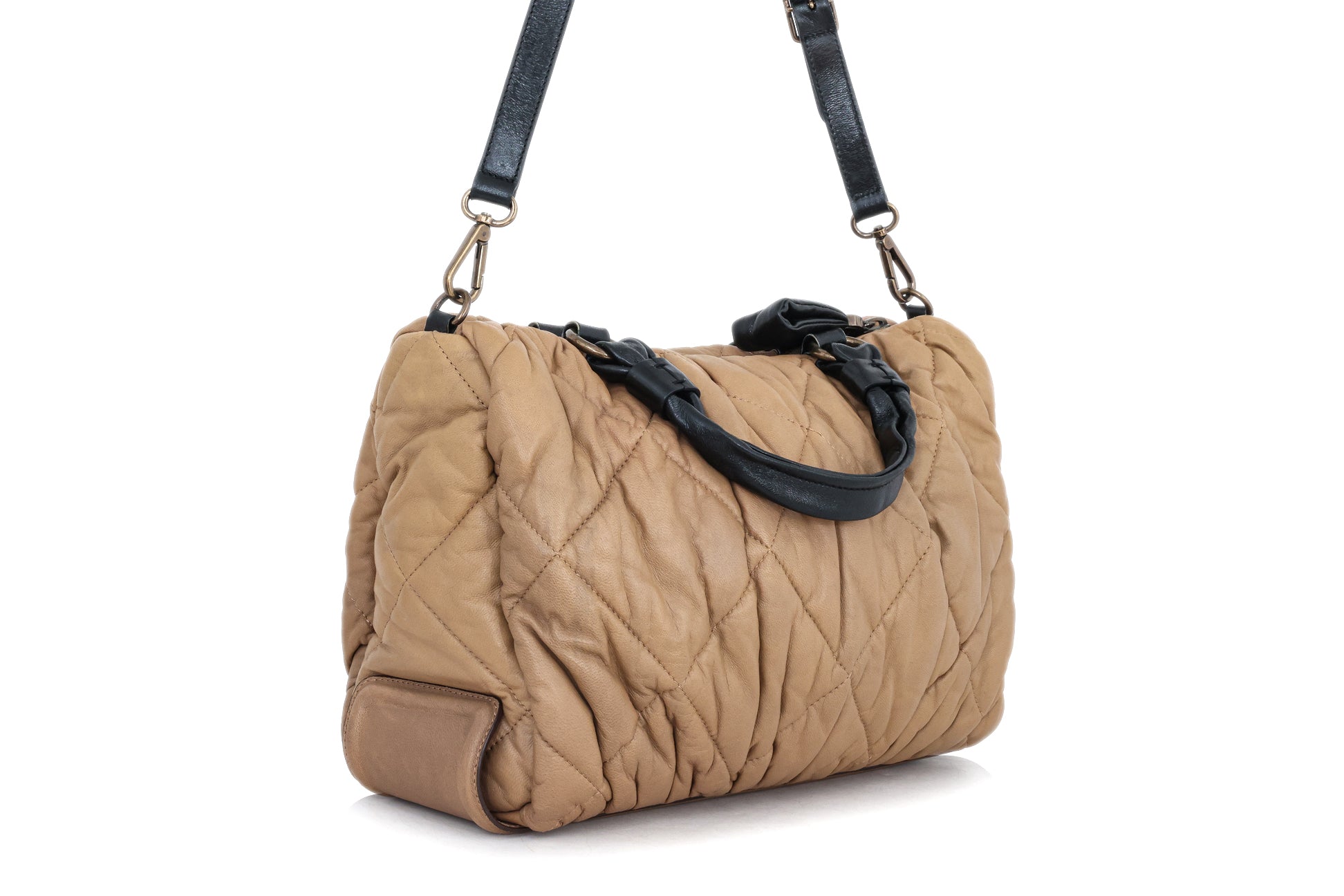 MONCLER - A BEIGE QUILTED LEATHER PUFFER HANDBAG
