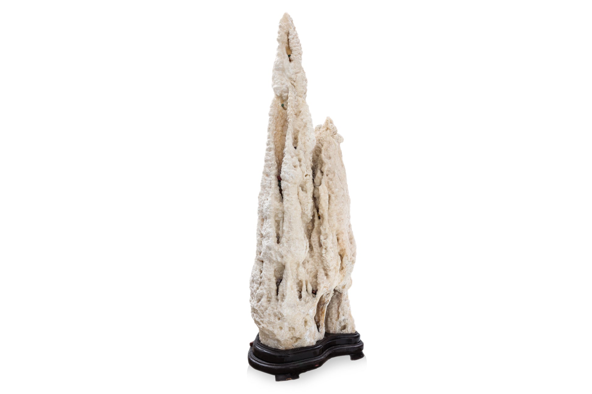 A LARGE NATURAL STALAGMITE FORMATION