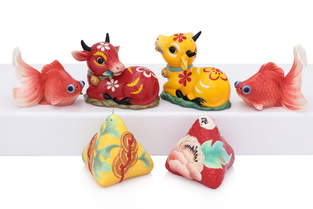 A GROUP OF SIX PAIRS OF FRANZ SALT AND PEPPER SHAKERS