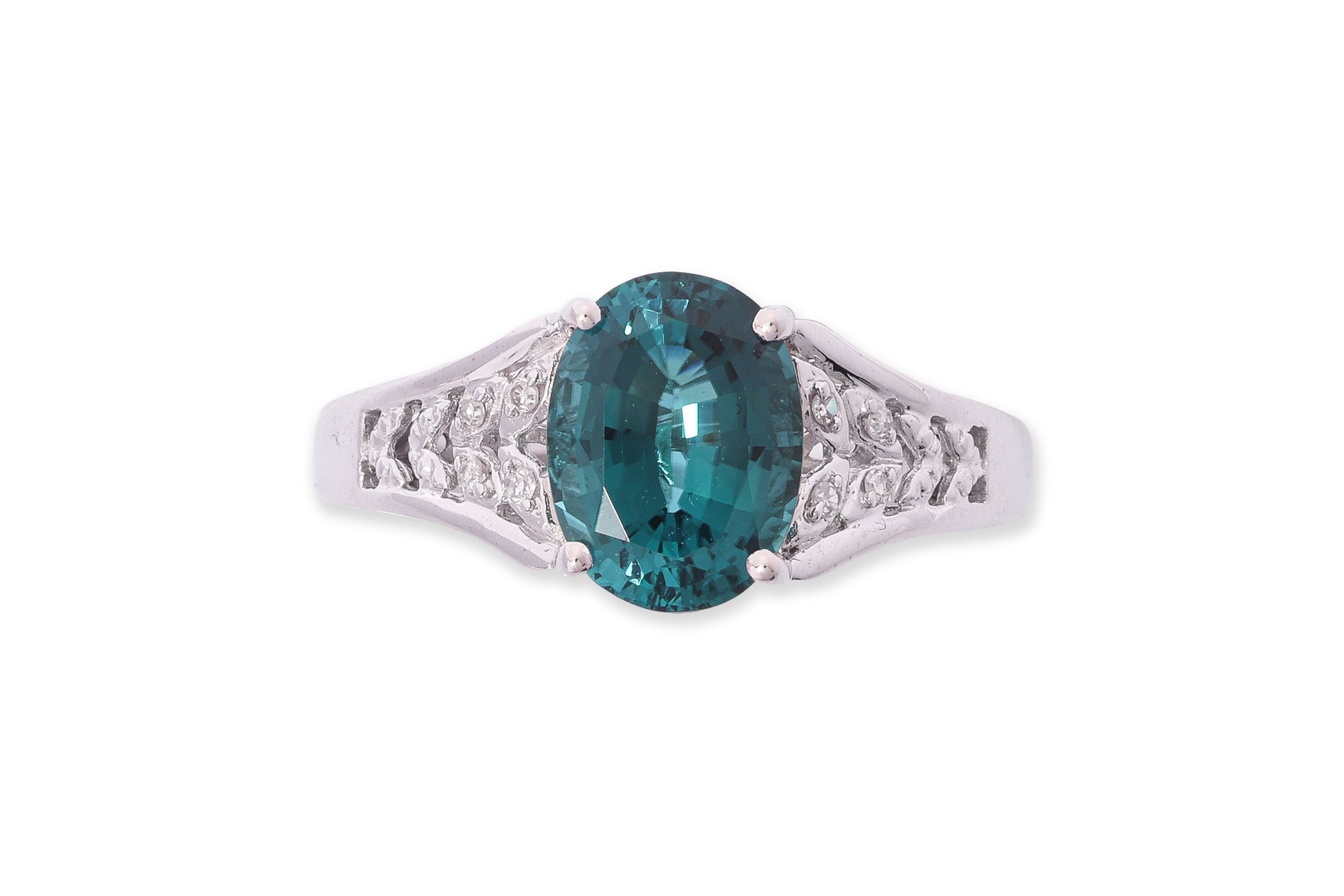 A GREENISH-BLUE TOURMALINE AND DIAMOND RING