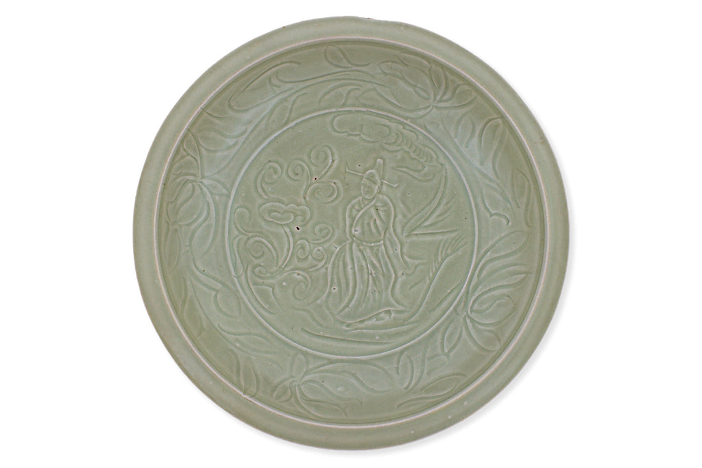 A LARGE CARVED LONGQUAN CELADON DISH