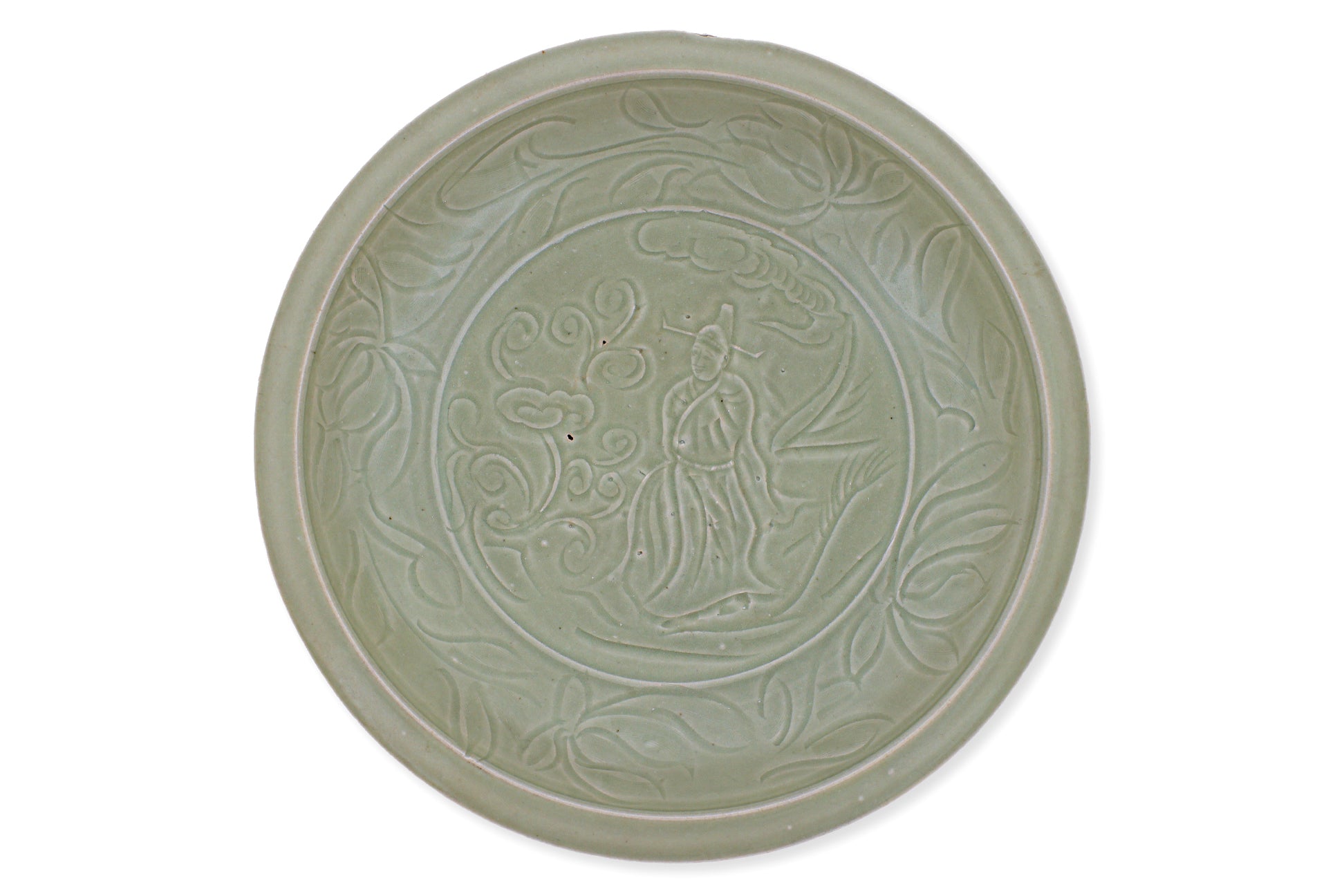 A LARGE CARVED LONGQUAN CELADON DISH