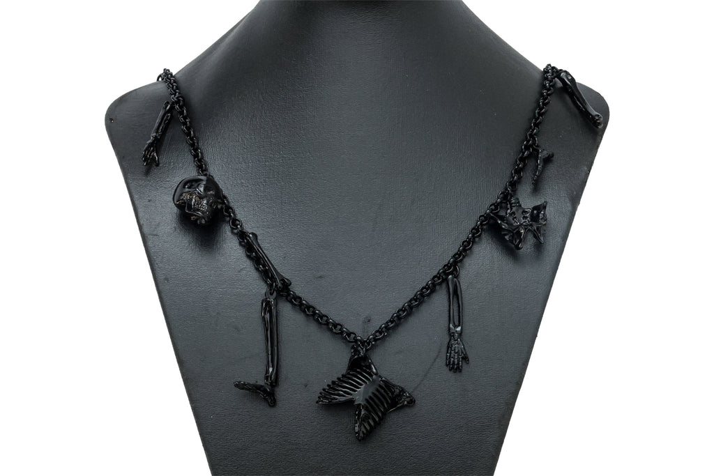 ALEXANDER MCQUEEN - A SKELETON NECKLACE