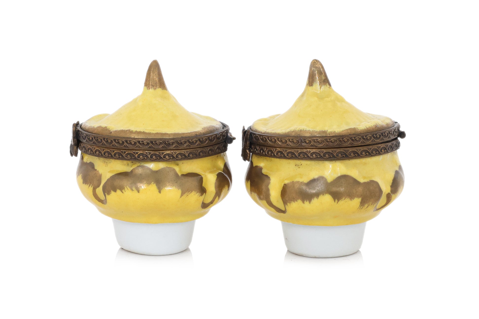 A SEVRES STYLE YELLOW GROUND PORCELAIN INK STAND