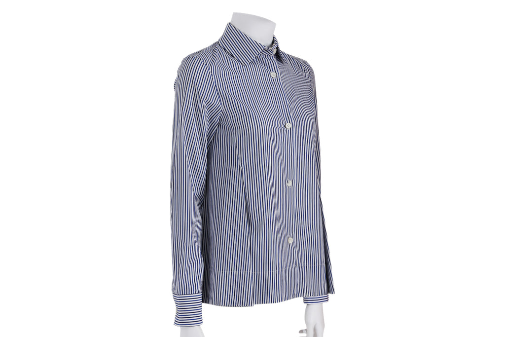 A MARNI BLUE AND WHITE STRIPED BUTTON-UP SHIRT
