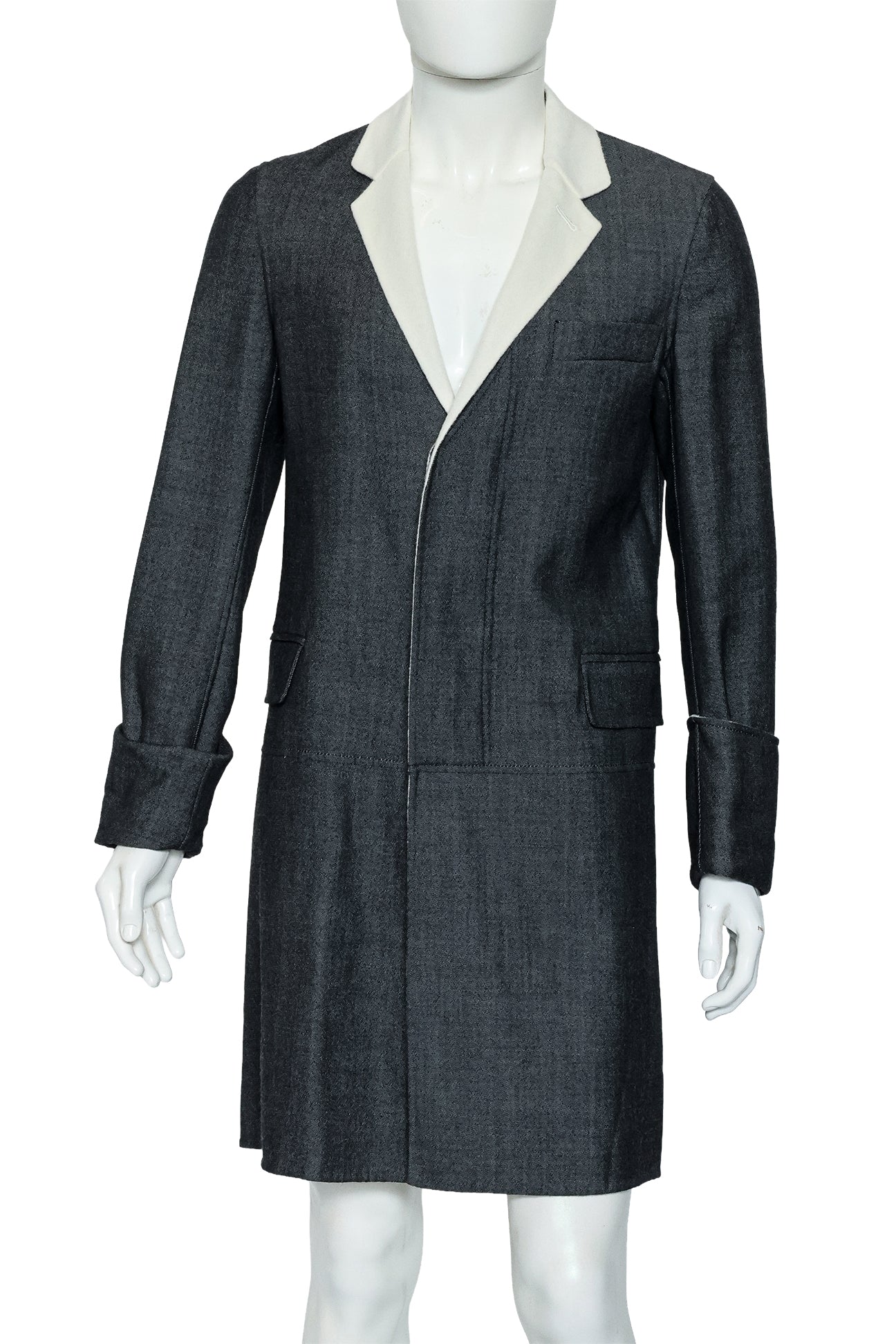 HELMUT LANG - A GREY WOOL COAT WITH CONTRAST COLLAR