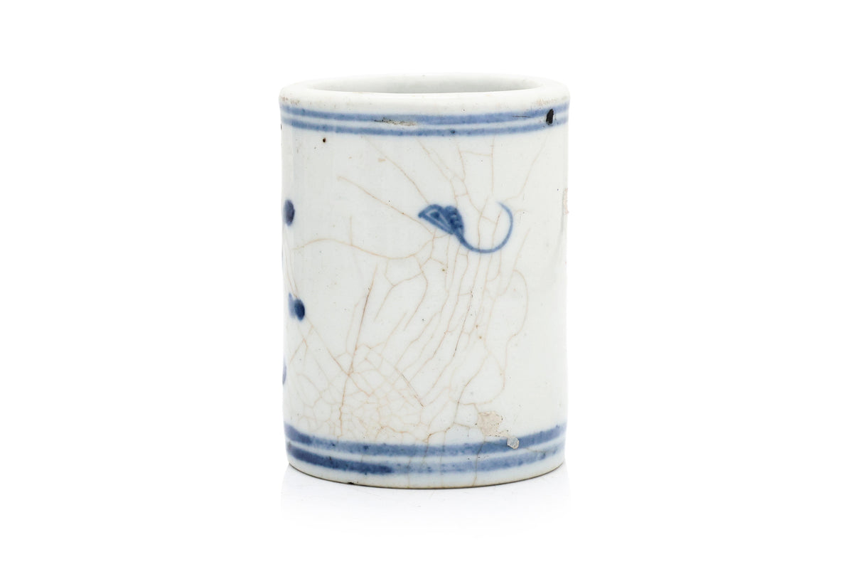 A GROUP OF FIVE CHINESE BLUE AND WHITE PORCELAIN VESSELS