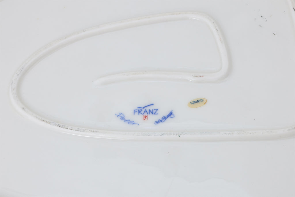 A VERY LARGE FRANZ SWAN PORCELAIN PLATE