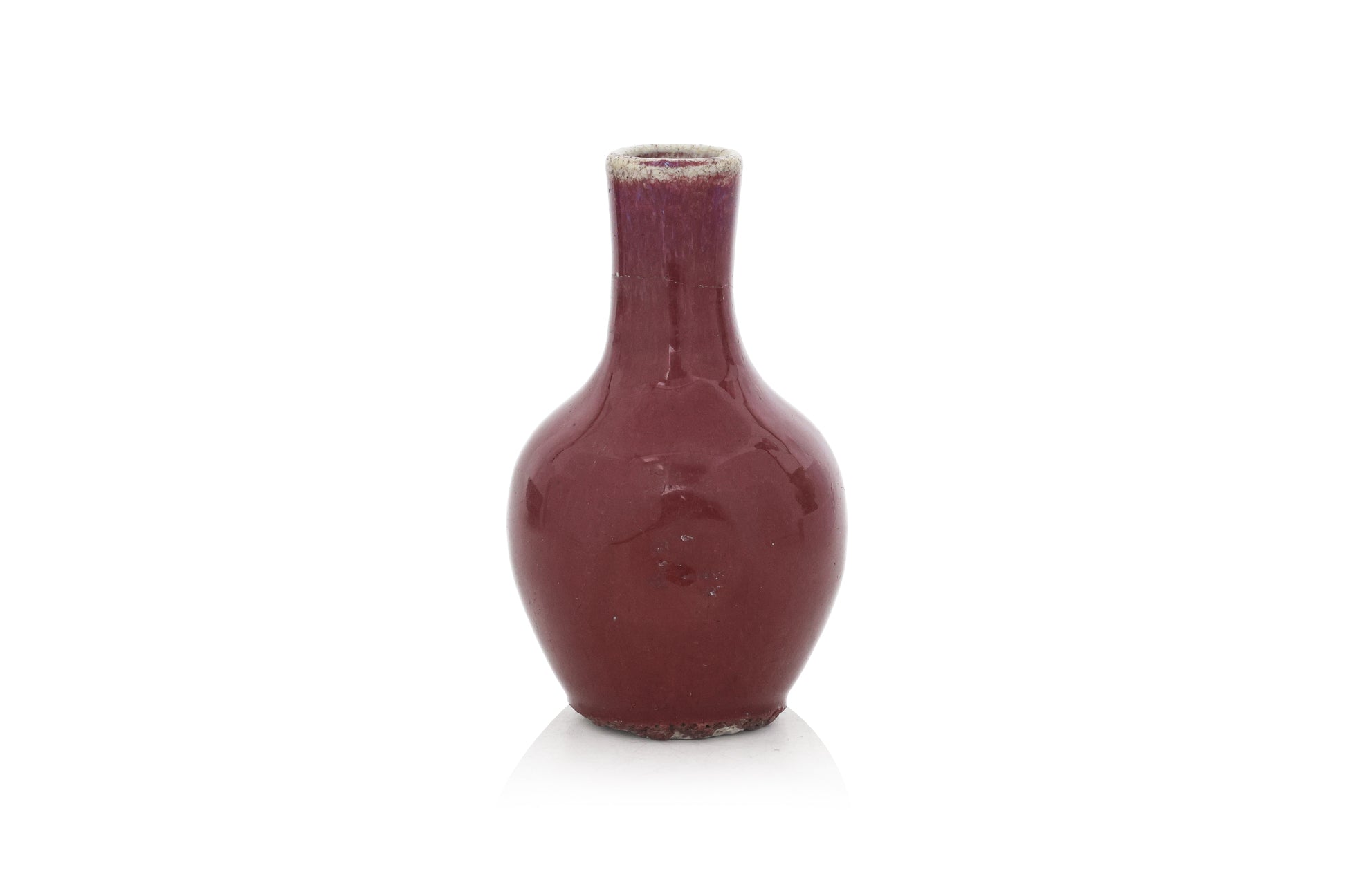 A GROUP OF THREE CERAMIC WARES