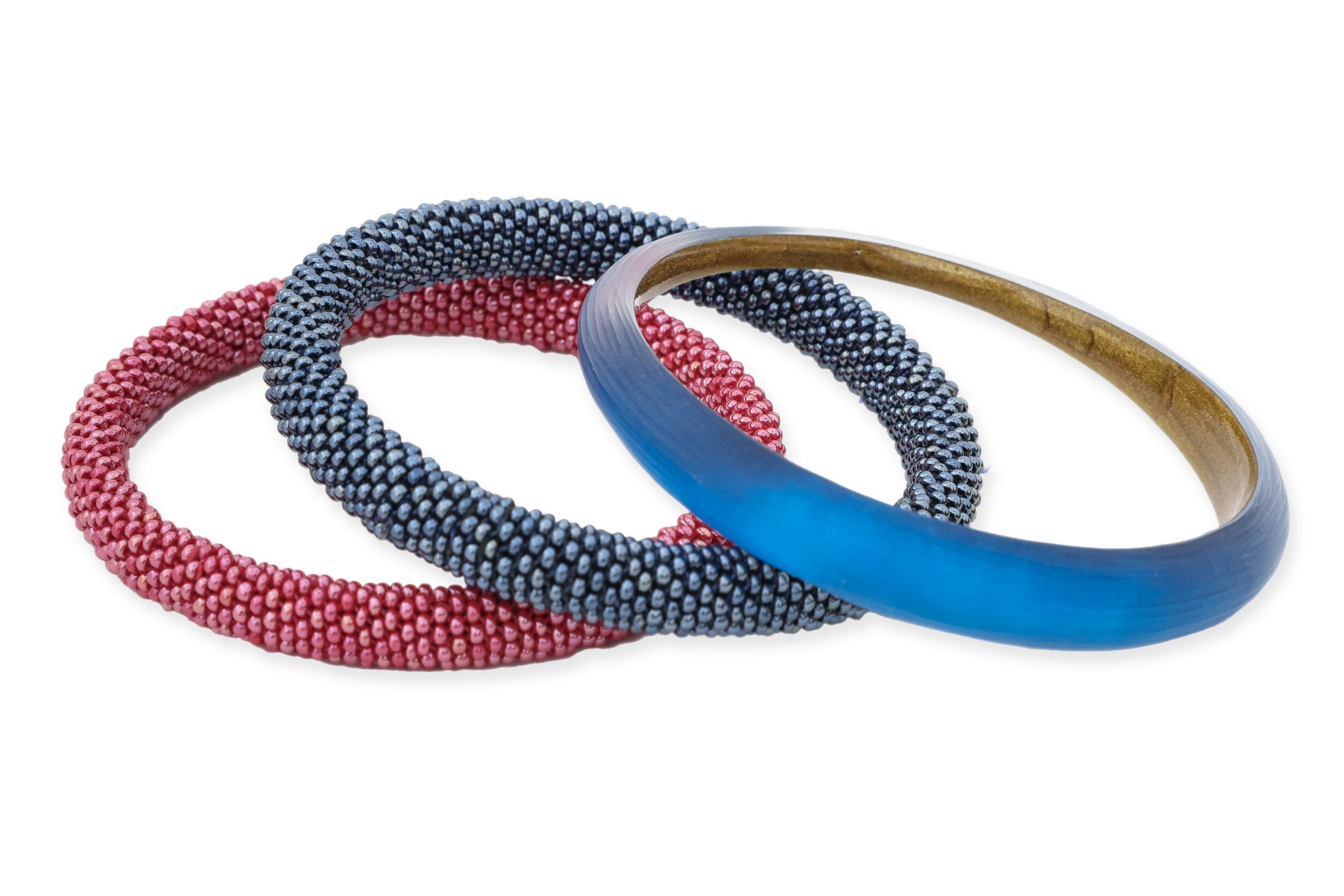 A GROUP OF ELEVEN ASSORTED BANGLES