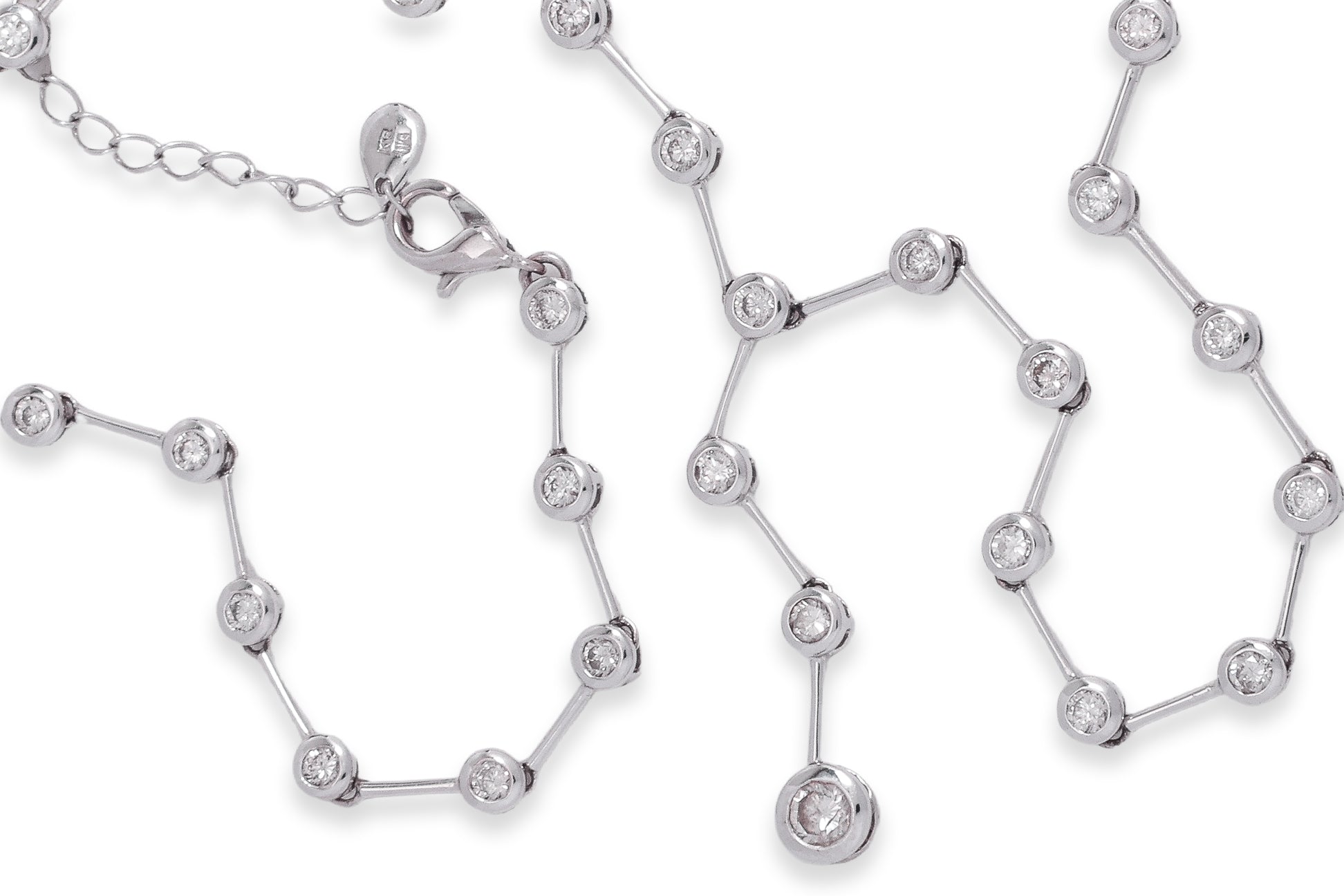 A BEZEL SET DIAMOND NECKLACE