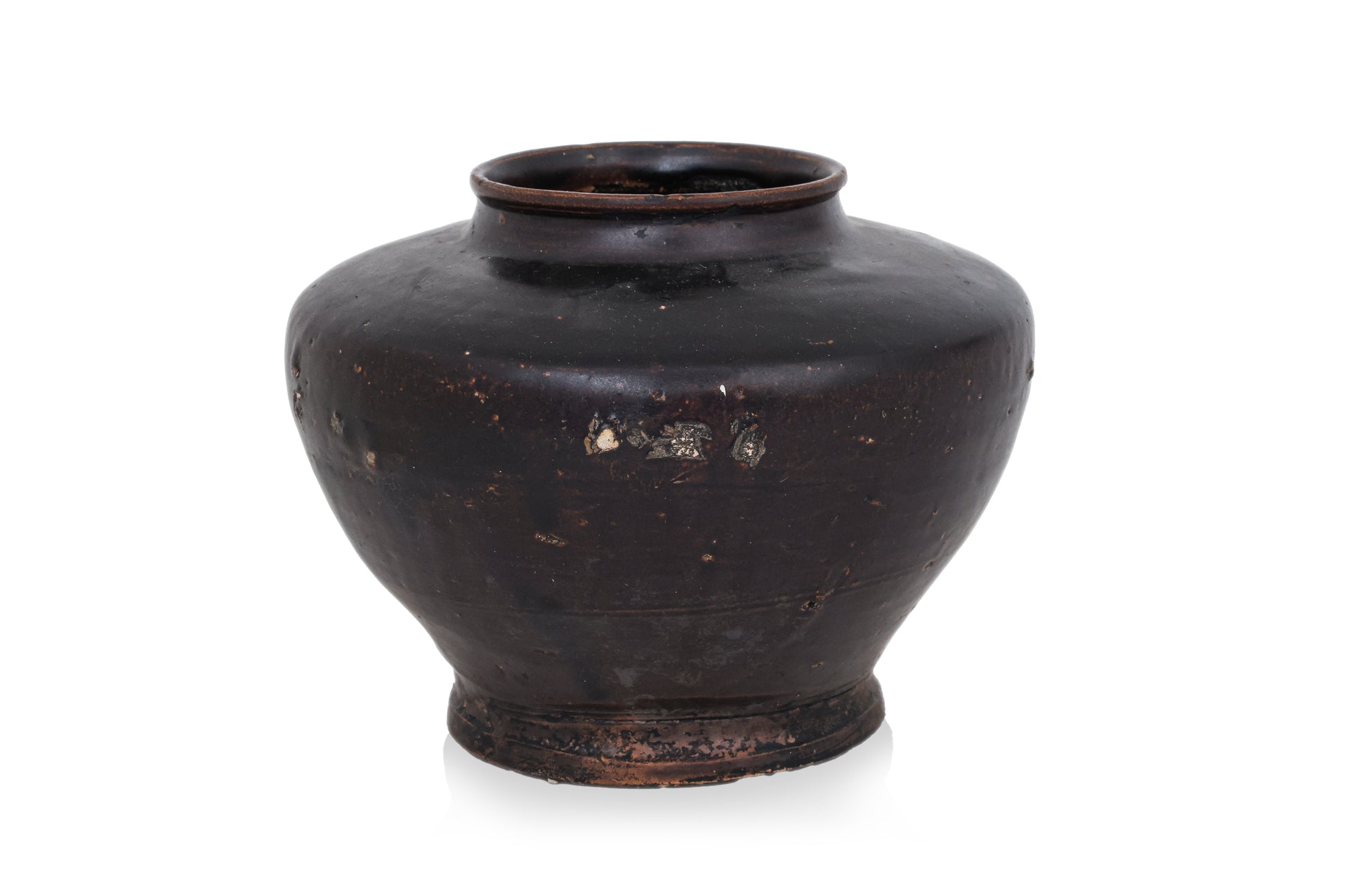 A BROWN-GLAZED POTTERY JAR AND A RUSSET-SPLASHED BOWL