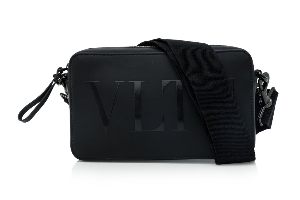VALENTINO GARAVANI - A 'VLTN' CROSS BODY BAG