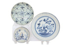 A GROUP OF FOUR BLUE AND WHITE WARES