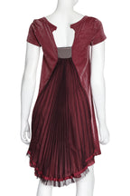 SACAI - A SHORT SLEEVE DRESS WITH PLEATED TULLE PANEL