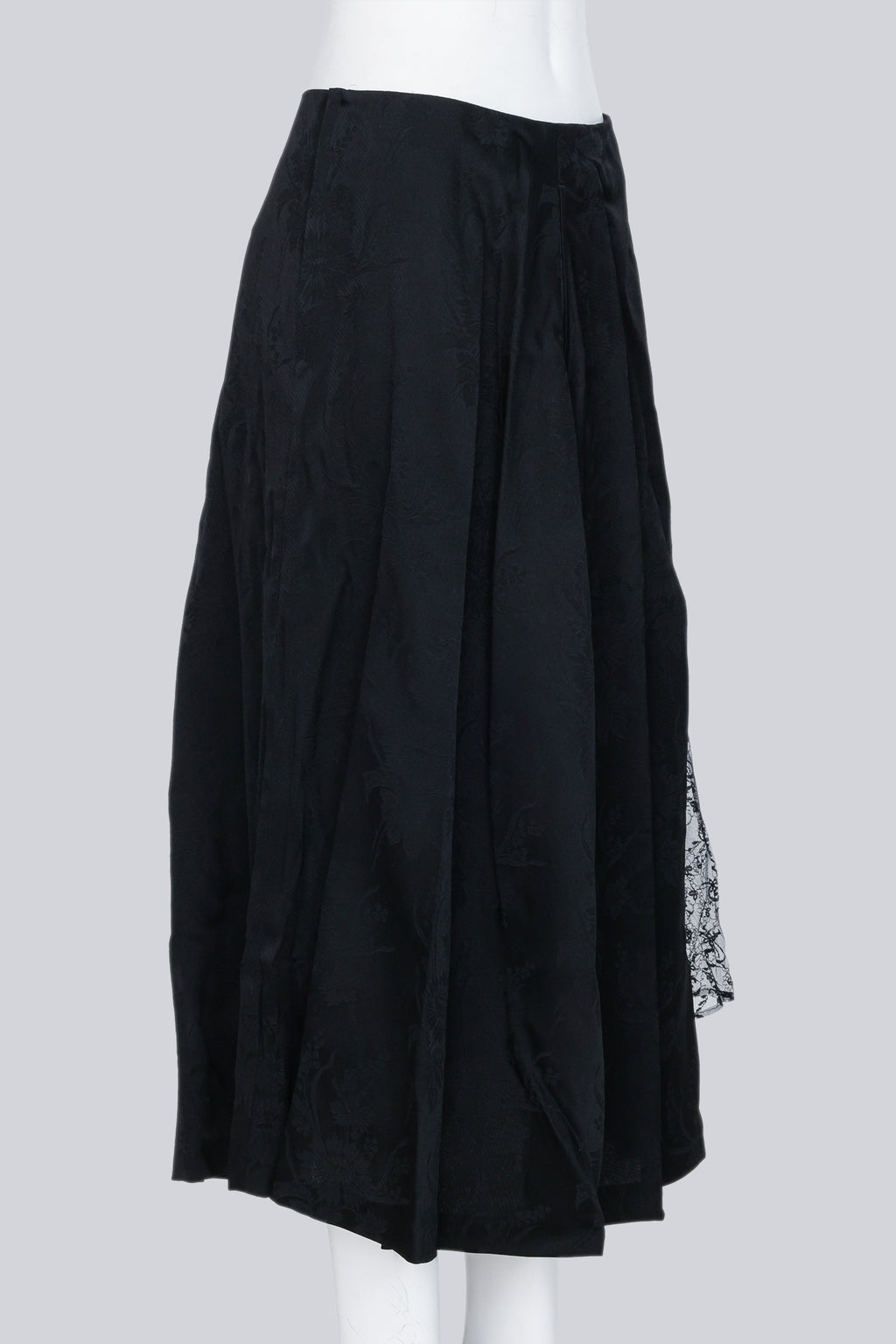 KEI NINOMIYA - A BLACK FLORAL SKIRT