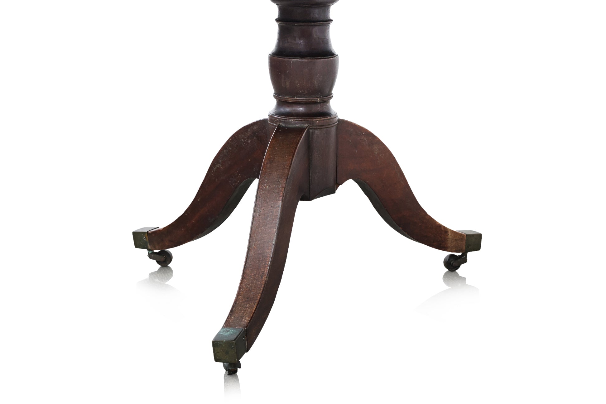 A REGENCY MAHOGANY BREAKFAST TABLE