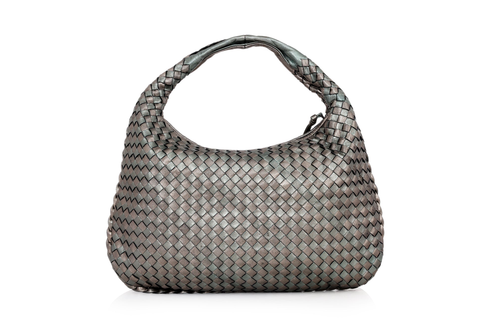 BOTTEGA VENETA – A TWO-TONE METALLIC INTRECCIATO LEATHER HOBO BAG