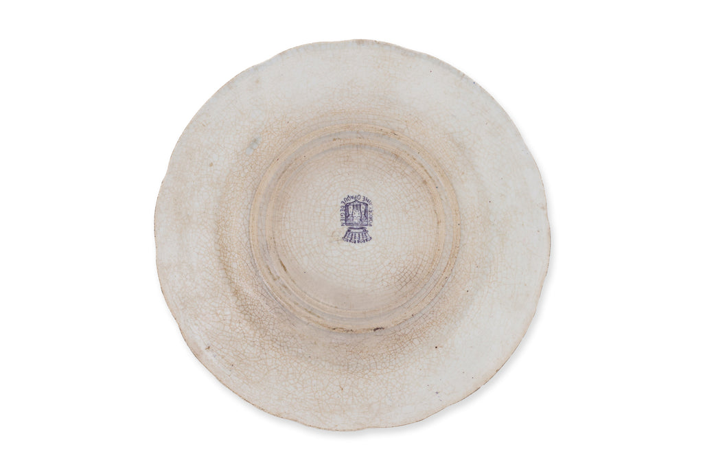 A PART SET OF FOUR FRENCH OPAQUE DE GIEN 'LES GRANDE CHASSES' PORCELAIN PLATES
