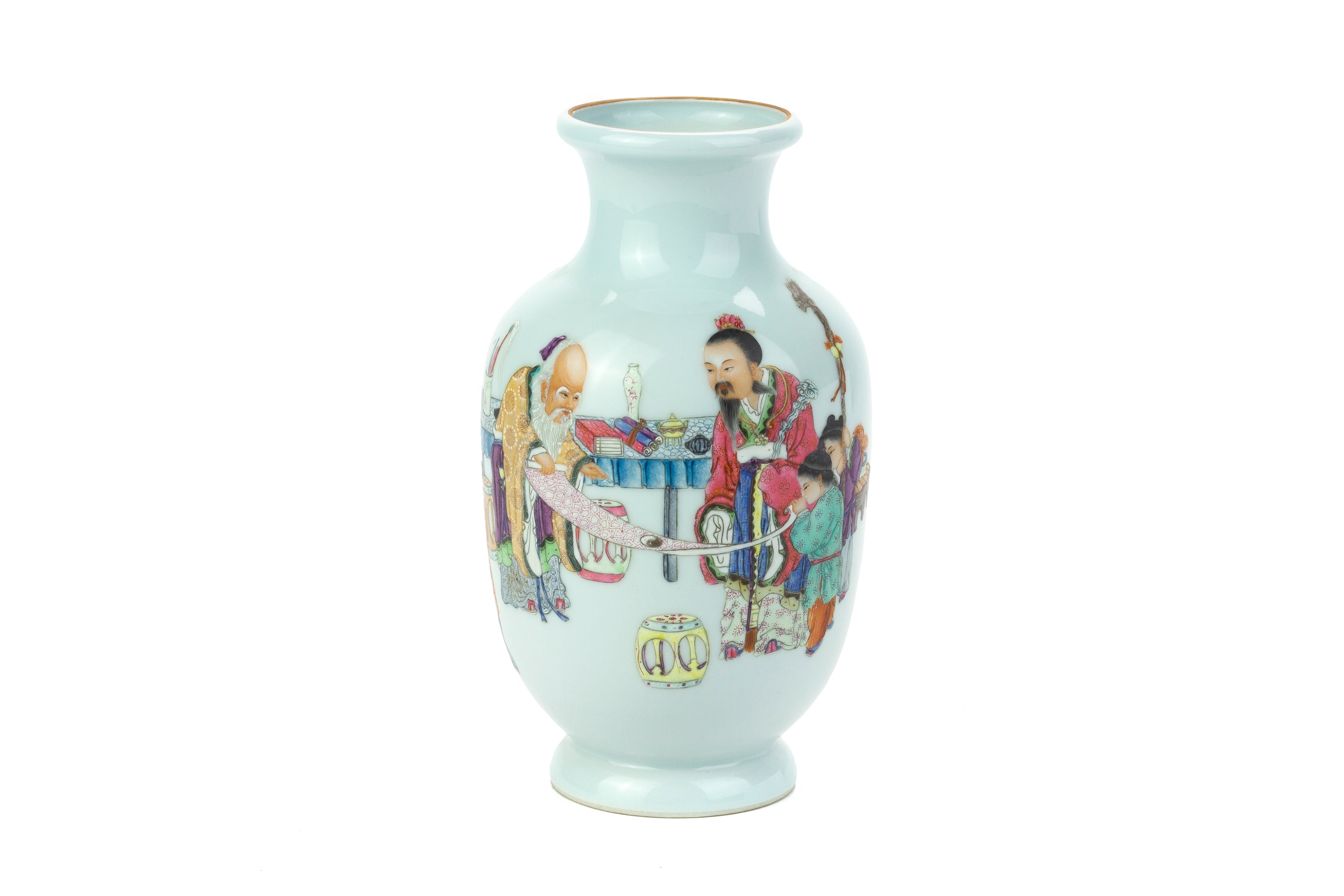 A FAMILLE ROSE PORCELAIN VASE