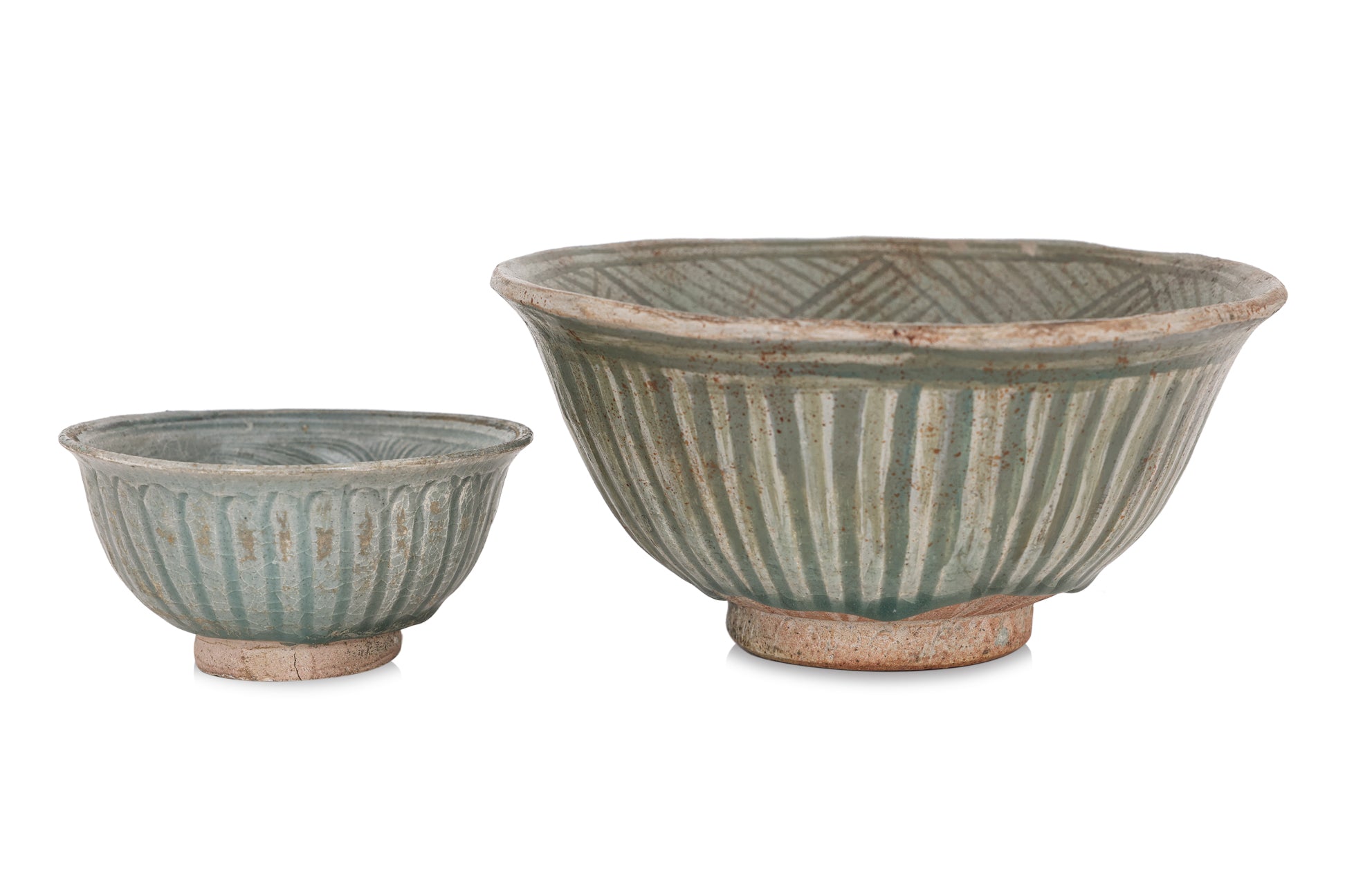 A GROUP OF THREE THAI CELADON BOWLS