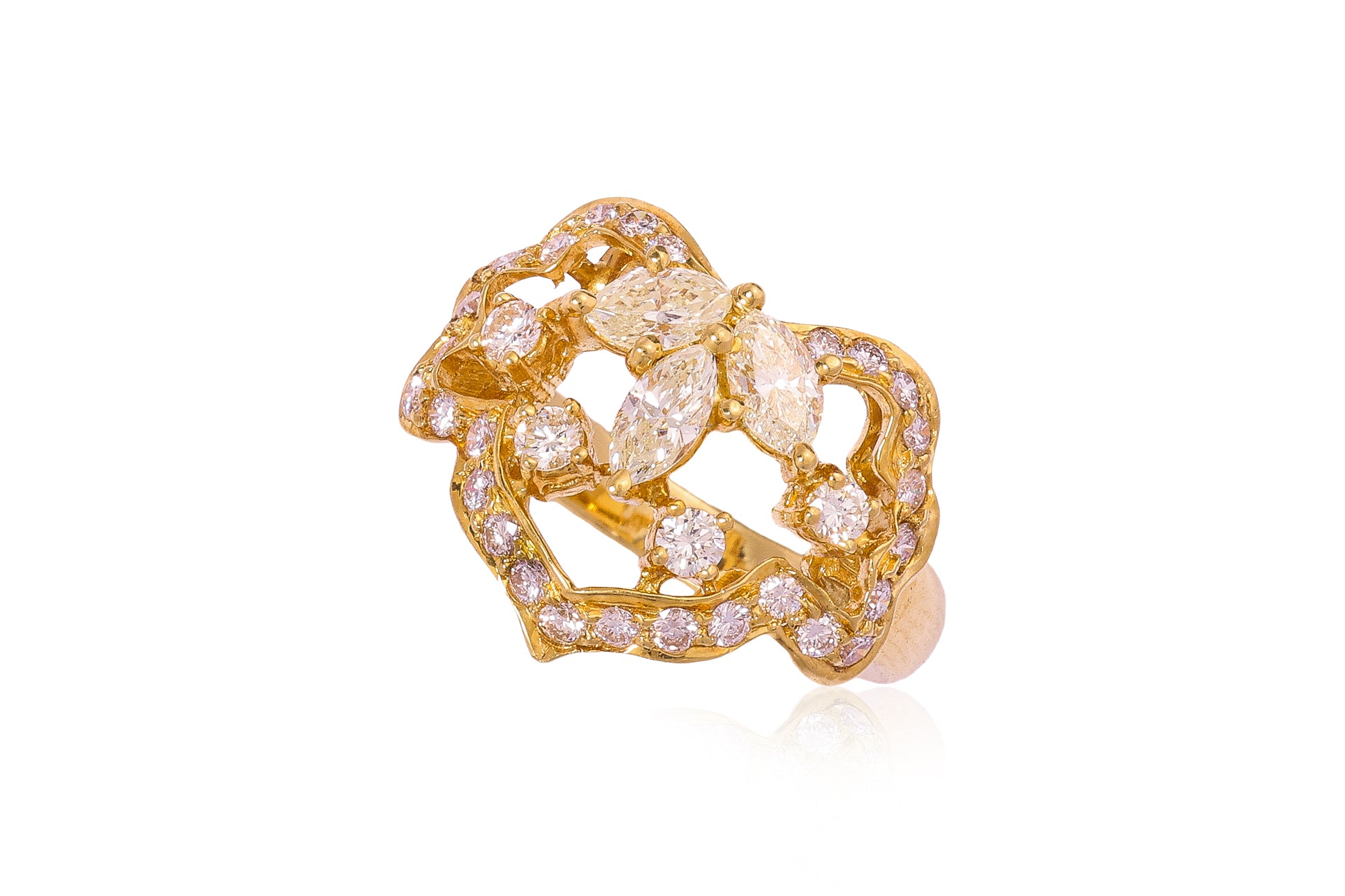 A HIGH KARAT GOLD DIAMOND 'LEAF' RING