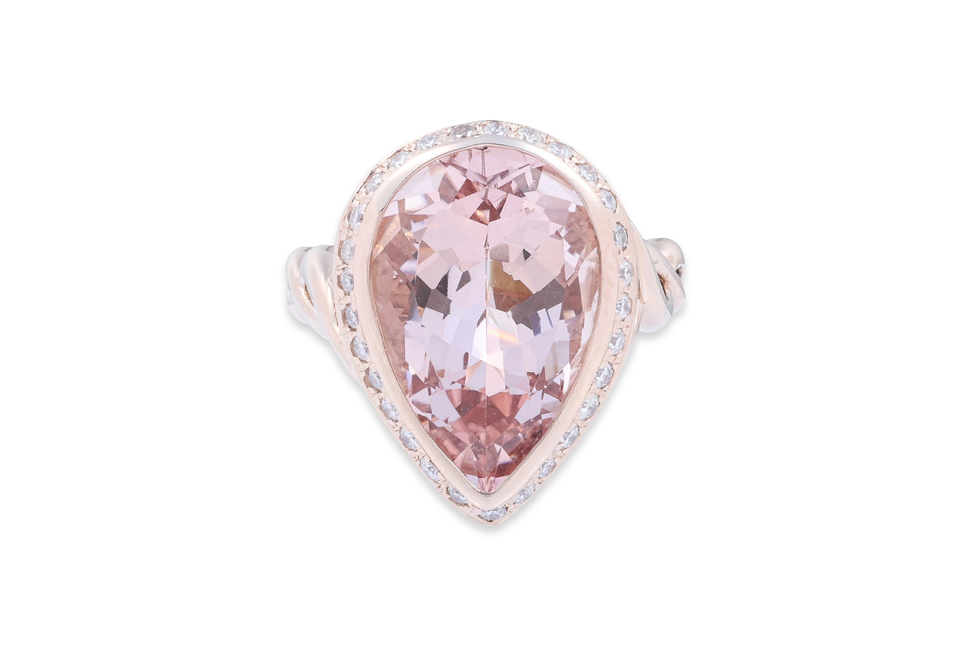 A MORGANITE AND DIAMOND RING