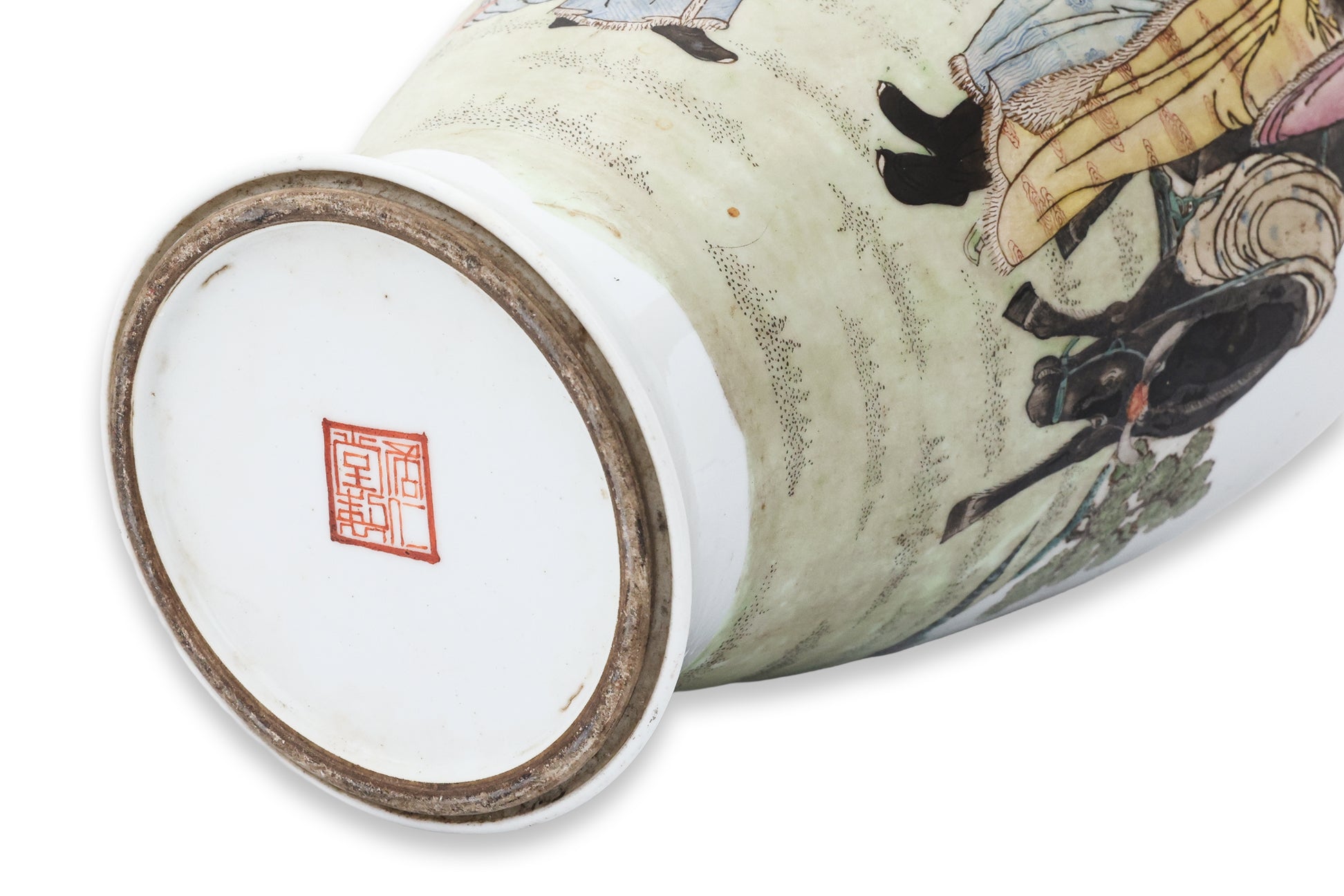 A FAMILLE ROSE PORCELAIN BALUSTER VASE